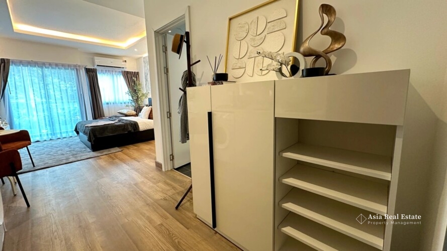 Siam Oriental Oasis — Studio living room interior design